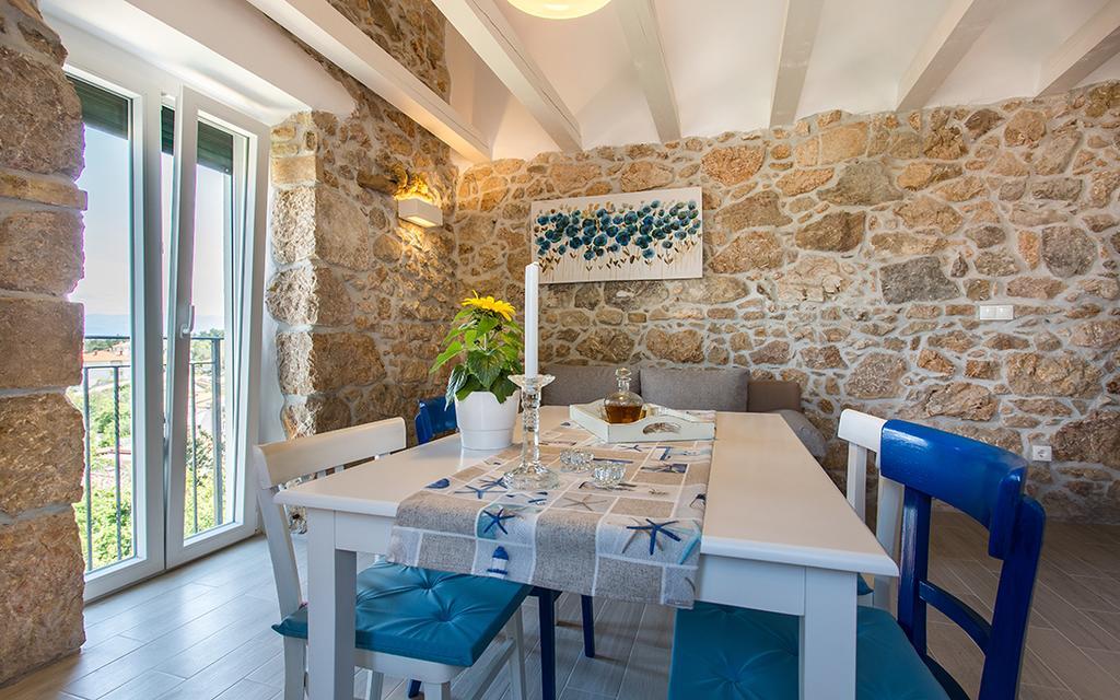 Apartman Bonaca Vrbnik Exterior foto